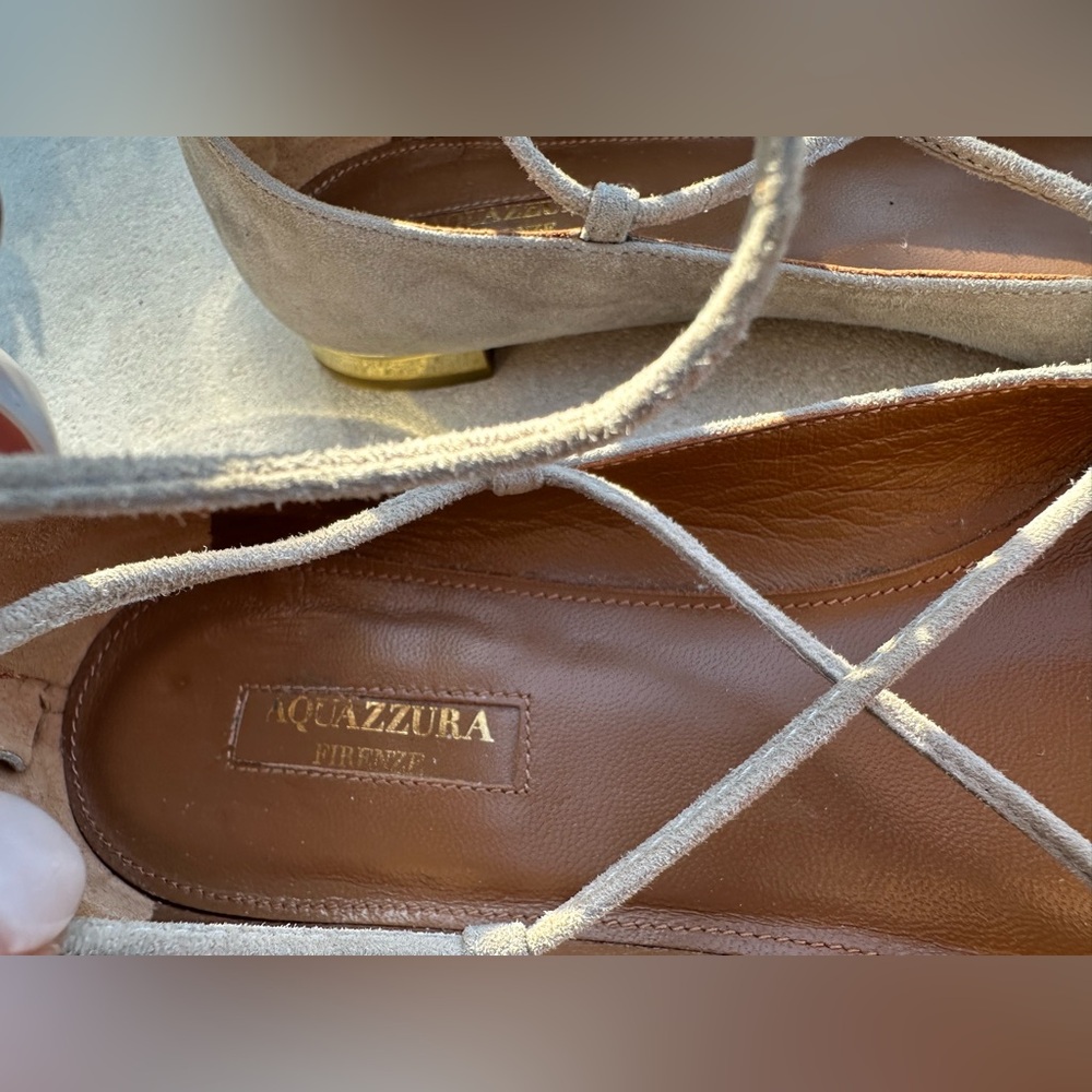Aquazzura Gray Suede Sunshine Pom Pom Tie Up Summer Resort Wear Flats (Size 9) - Picture 8 of 9